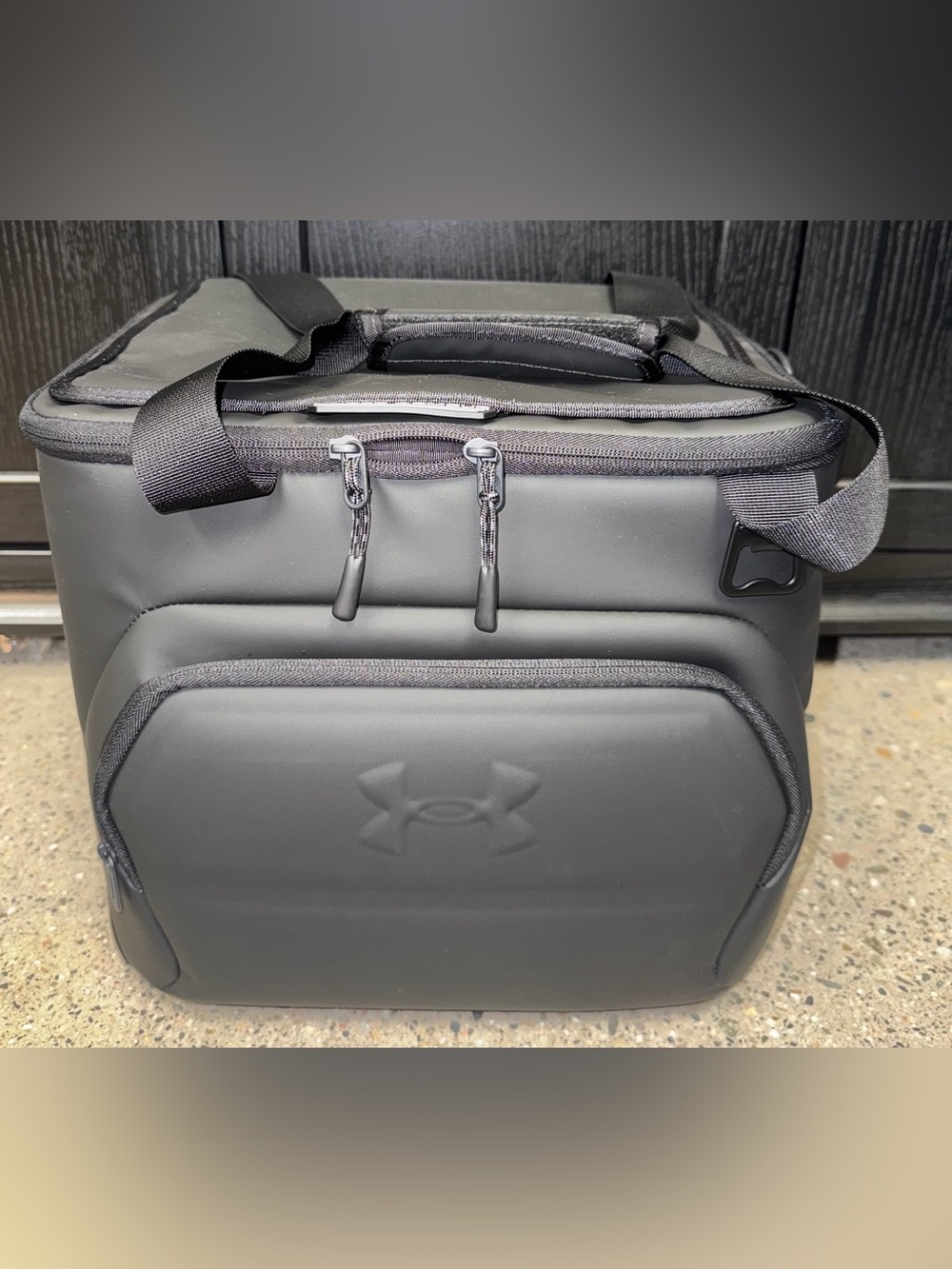 Under Armour Black Soft-Shell cooler - Picture 2 of 5